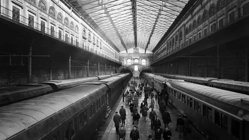 stazione ferroviaria di napoli