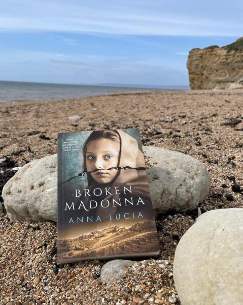 Broken Madonna book cover by Anna Lucia