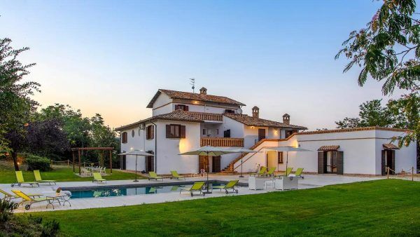 Abruzzo writing retreat villa